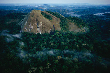 加蓬莫安達機場三字代碼(MFF),莫安達機場(Moanda airport)四字碼,加蓬機場三字碼查詢